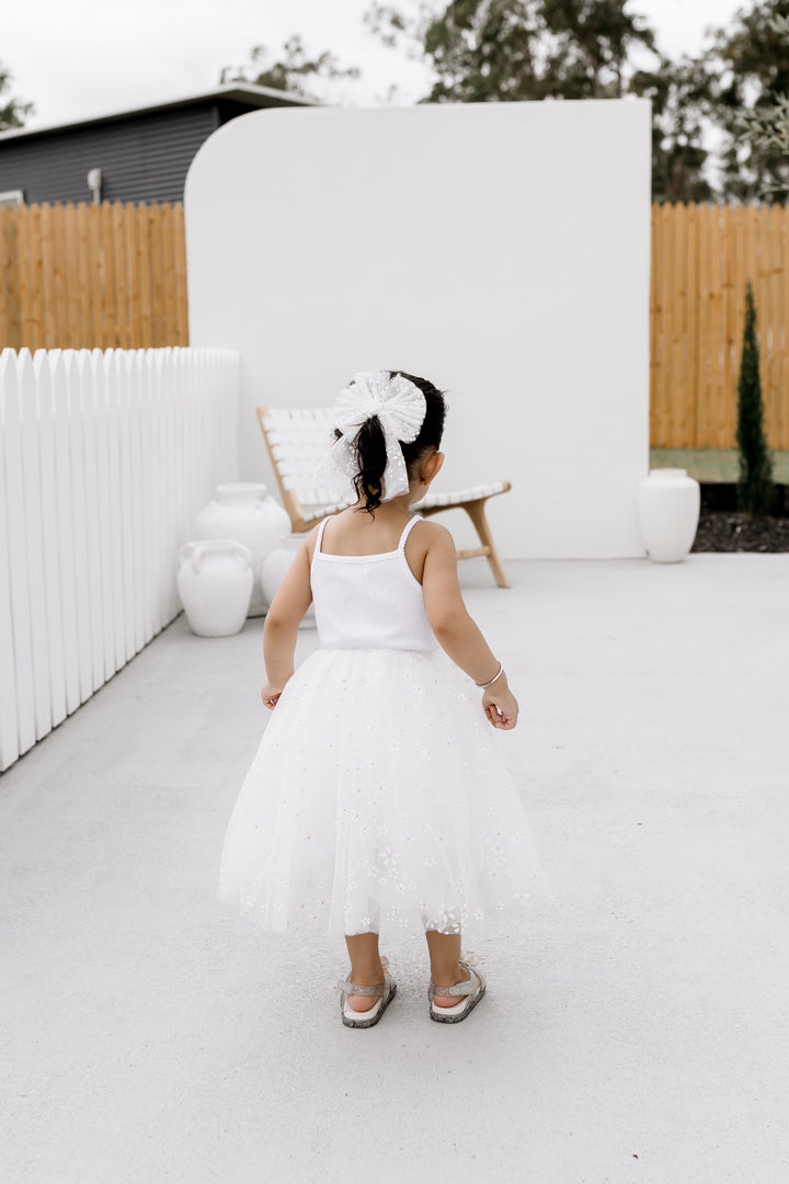 Large Tulle Sailor Bow - Golden Daisies